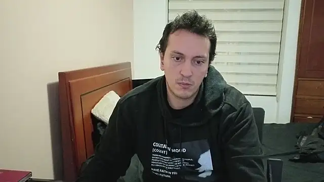 Snapshot of hardaftercum chatting on August 1, 2026, 2:44 am hardaftercum online show from August 1, 2026, 2:44 am