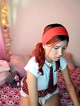Snapshot of Sophie_joyy chatting on October 7, 2025, 7:00 pm Sophie joyy online show from October 7, 2025, 7:00 pm