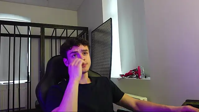 Brad Holloway online show from October 5, 2025, 12:36 pm