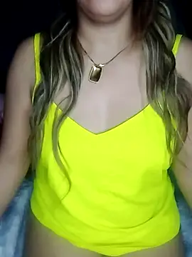 Snapshot of Maya-Moon chatting on November 9, 2025, 9:07 am Maya-Moon online show from November 9, 2025, 9:07 am