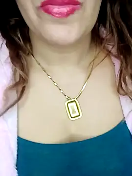 Snapshot of Maya-Moon chatting on November 29, 2025, 3:48 pm Maya-Moon online show from November 29, 2025, 3:48 pm