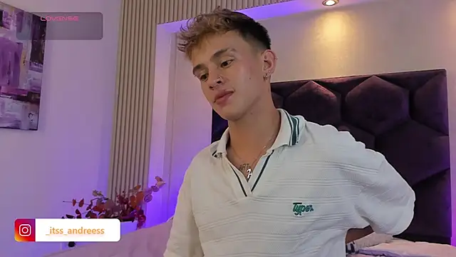 Snapshot of LiamWildx20 chatting on July 15, 2026, 1:00 am LiamWildx20 online show from July 15, 2026, 1:00 am