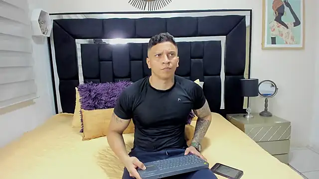 Snapshot of ethan_dalton_ chatting on May 8, 2026, 3:34 am ethan dalton online show from May 8, 2026, 3:34 am