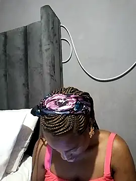 sexylira online show from October 9, 2025, 3:21 pm