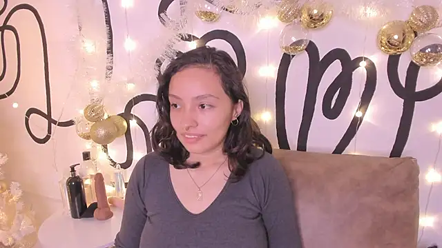 Snapshot of Angelica_Moon21 chatting on November 26, 2025, 4:57 am Angelica Moon21 online show from November 26, 2025, 4:57 am
