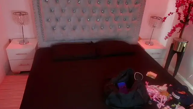 Lia adamsss online show from May 3, 2026, 3:45 am