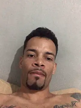 HenriquePhn online show from March 31, 2026, 3:34 pm