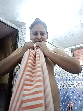 Snapshot of JENNIFERtamil chatting on November 12, 2025, 8:26 am JENNIFERtamil online show from November 12, 2025, 8:26 am