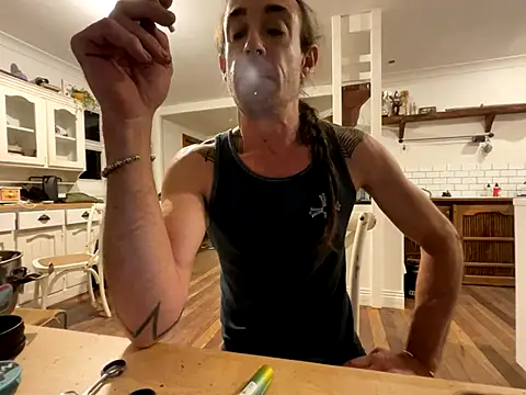 Snapshot of mastertittiefkr chatting on November 18, 2025, 10:09 am mastertittiefkr online show from November 18, 2025, 10:09 am