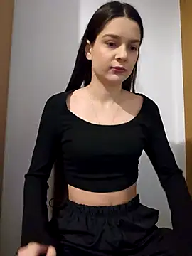 Snapshot of EvieSexy chatting on March 22, 2025, 7:15 am EvieSexy online show from March 22, 2025, 7:15 am