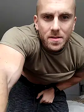 trainwithme online show from October 17, 2025, 7:55 am