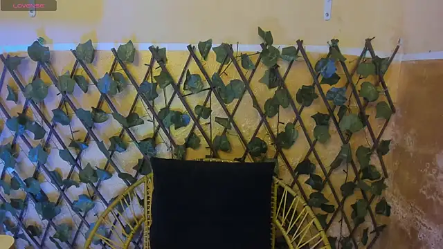 Snapshot of dirtyBBWplay chatting on December 1, 2025, 8:14 pm dirtyBBWplay online show from December 1, 2025, 8:14 pm