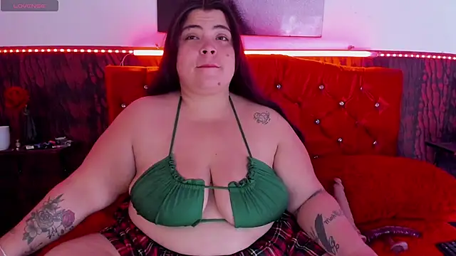 dirtyBBWplay online show from July 25, 2026, 7:44 pm