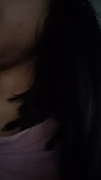 Snapshot of Elowyn chatting on November 27, 2025, 7:05 pm Elowyn online show from November 27, 2025, 7:05 pm