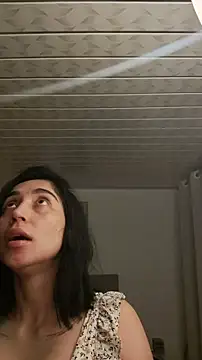 Snapshot of Elowyn chatting on March 13, 2026, 1:12 am Elowyn online show from March 13, 2026, 1:12 am