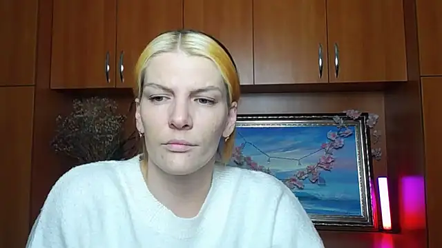 VanessaRey  online show from March 21, 2026, 5:38 pm