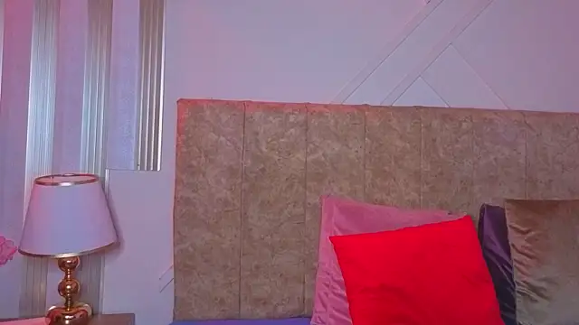angelinarouse  online show from June 27, 2026, 4:17 am