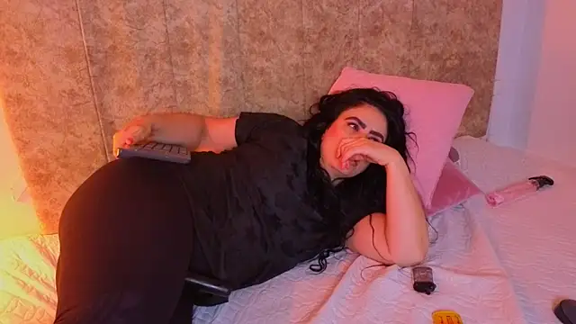 angelinarouse  online show from July 11, 2026, 8:28 am