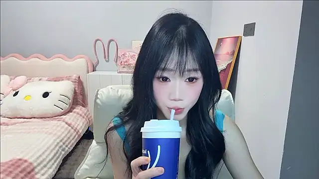 suyaoyao-x online show from March 14, 2026, 9:59 am