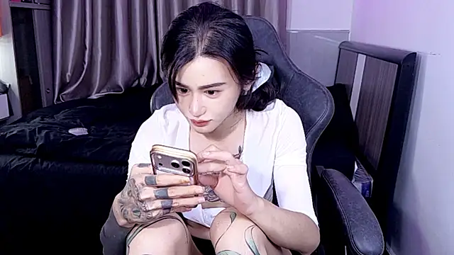 Rainbow-sweet online show from July 12, 2026, 6:21 pm