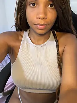 Lirioafro online show from March 18, 2026, 2:26 am