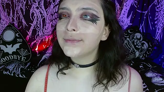 Snapshot of mikaskullcs chatting on September 19, 2025, 1:40 am mikaskullcs online show from September 19, 2025, 1:40 am