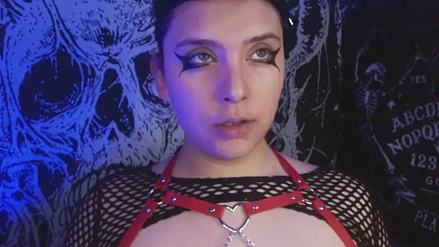 Snapshot of mikaskullcs chatting on September 26, 2025, 12:58 am mikaskullcs online show from September 26, 2025, 12:58 am