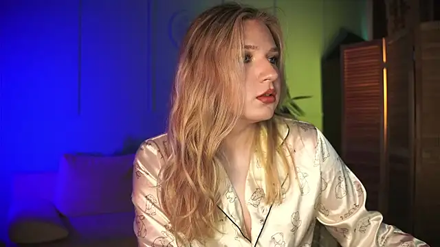 Jes Solar online show from September 21, 2025, 3:13 pm