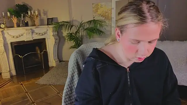 Jes Solar online show from October 8, 2025, 12:03 pm