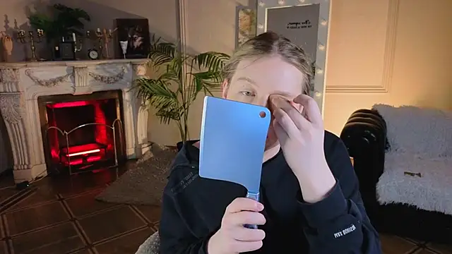 Jes Solar online show from November 23, 2025, 10:09 pm