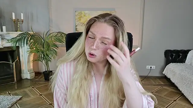 Jes Solar online show from July 3, 2026, 8:59 pm
