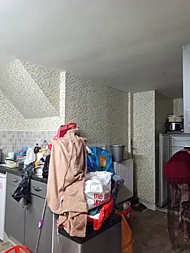 MissQueenBeex online show from November 30, 2025, 4:00 pm