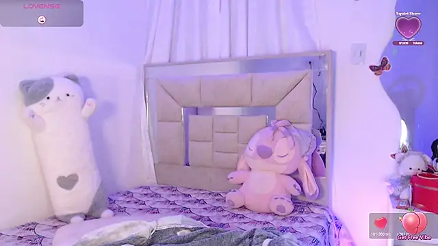 AlitaAnisee online show from March 10, 2026, 1:21 am