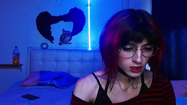 goth minerva online show from September 30, 2025, 2:00 pm