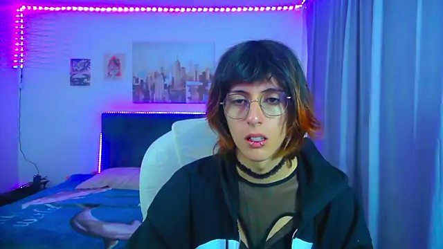 goth minerva online show from May 25, 2026, 1:28 pm