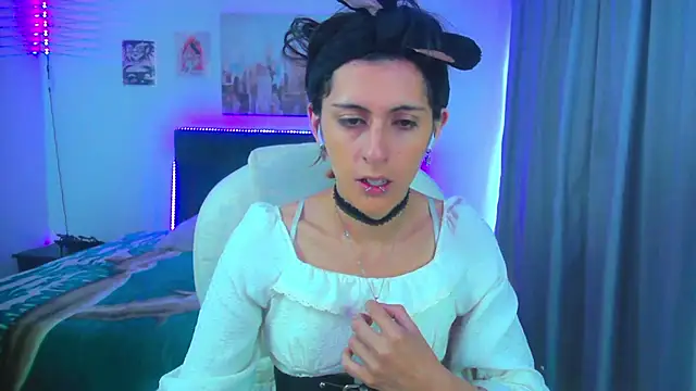 Snapshot of goth_minerva chatting on June 26, 2026, 1:37 pm goth minerva online show from June 26, 2026, 1:37 pm