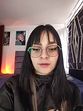 Snapshot of KARINNA__RAVEN chatting on June 9, 2026, 9:37 pm KARINNA RAVEN online show from June 9, 2026, 9:37 pm