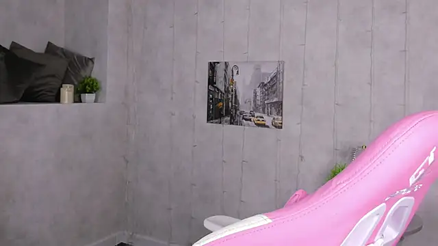 Joann Shermann online show from September 25, 2025, 12:47 am