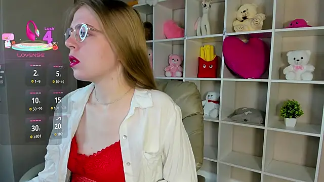 Joann Shermann online show from October 5, 2025, 1:04 am