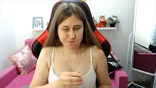 Lucky Lana online show from July 22, 2026, 2:58 am
