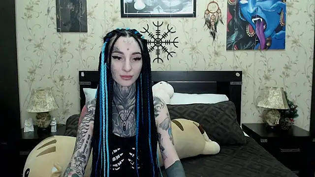 Velvetbat online show from December 5, 2025, 7:06 am