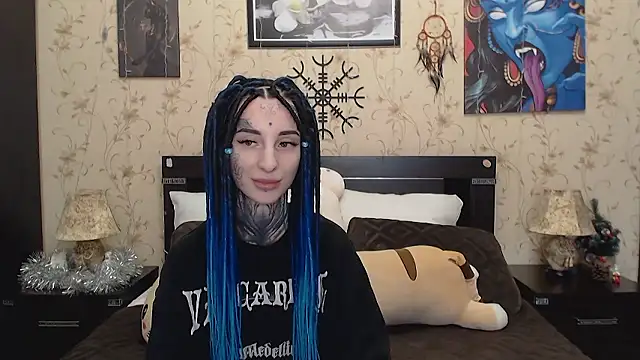 Velvetbat online show from January 15, 2026, 7:24 am