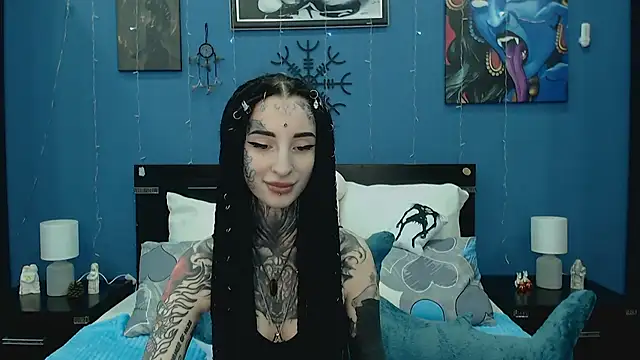 Velvetbat online show from April 30, 2026, 7:04 am