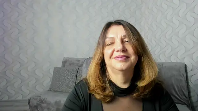 Snapshot of Nika_Light chatting on March 21, 2025, 8:28 am Nika Light online show from March 21, 2025, 8:28 am