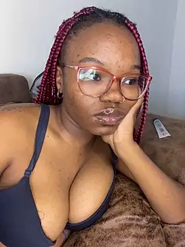 YummyMelanin117 online show from April 28, 2026, 9:58 am