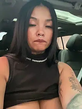 Snapshot of danna_tcw chatting on March 18, 2025, 5:42 pm danna tcw online show from March 18, 2025, 5:42 pm