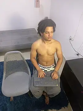 Snapshot of samxx_muscle chatting on April 20, 2026, 1:58 pm samxx muscle online show from April 20, 2026, 1:58 pm