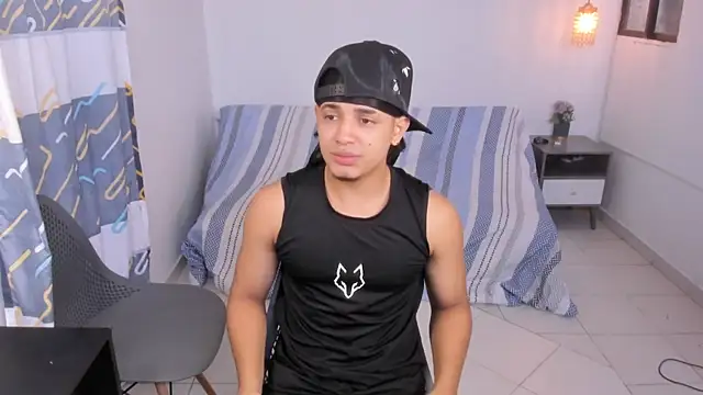 samxx muscle online show from July 6, 2026, 1:41 pm