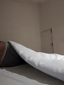 Snapshot of UAjit chatting on November 1, 2025, 6:54 pm UAjit online show from November 1, 2025, 6:54 pm