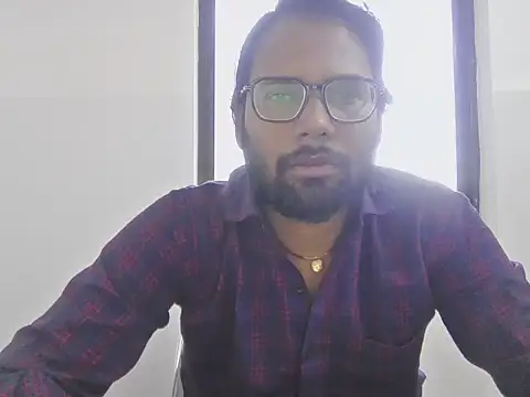Snapshot of UAjit chatting on April 5, 2026, 5:37 am UAjit online show from April 5, 2026, 5:37 am